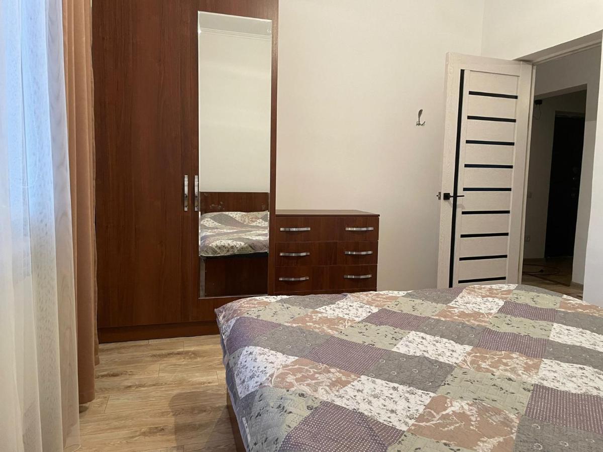 Stunning Lakeside Villa Korumdu Ngoại thất bức ảnh